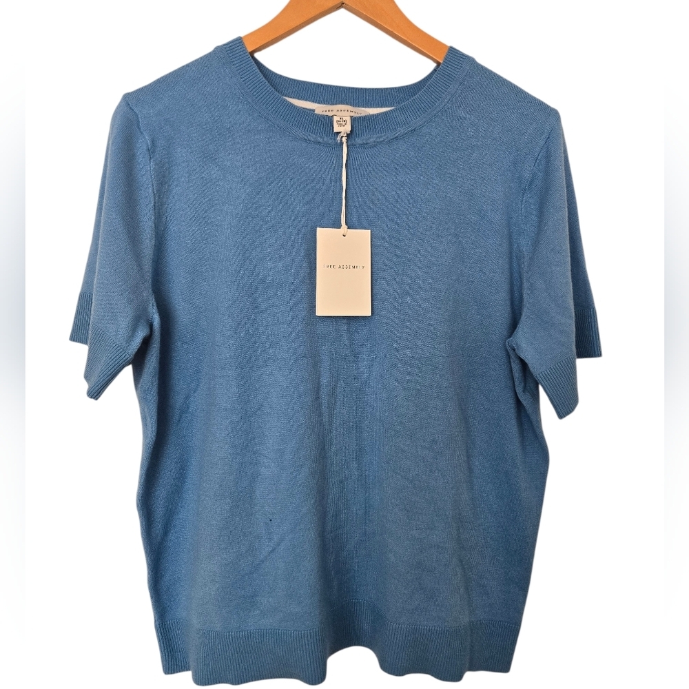 NWT Free Assembly Light Blue Knit Top Size XL